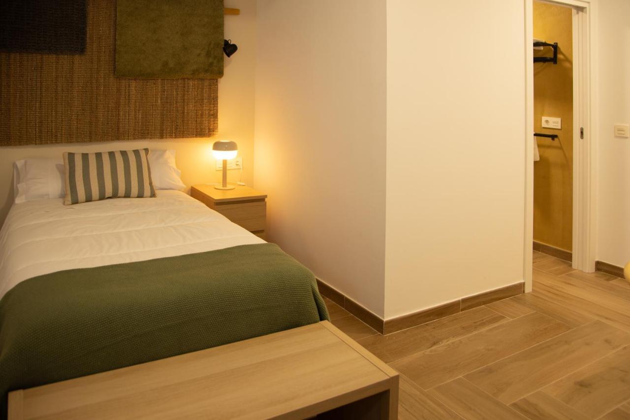 Hotel Los Alamos Boutique Plasencia Bagian luar foto