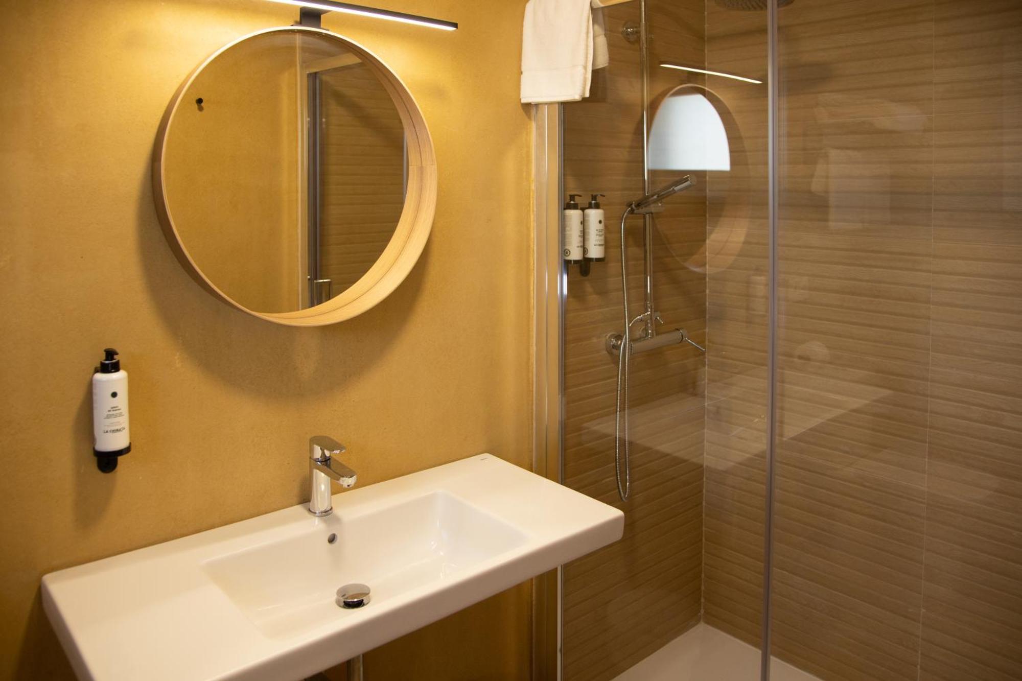 Hotel Los Alamos Boutique Plasencia Ruang foto