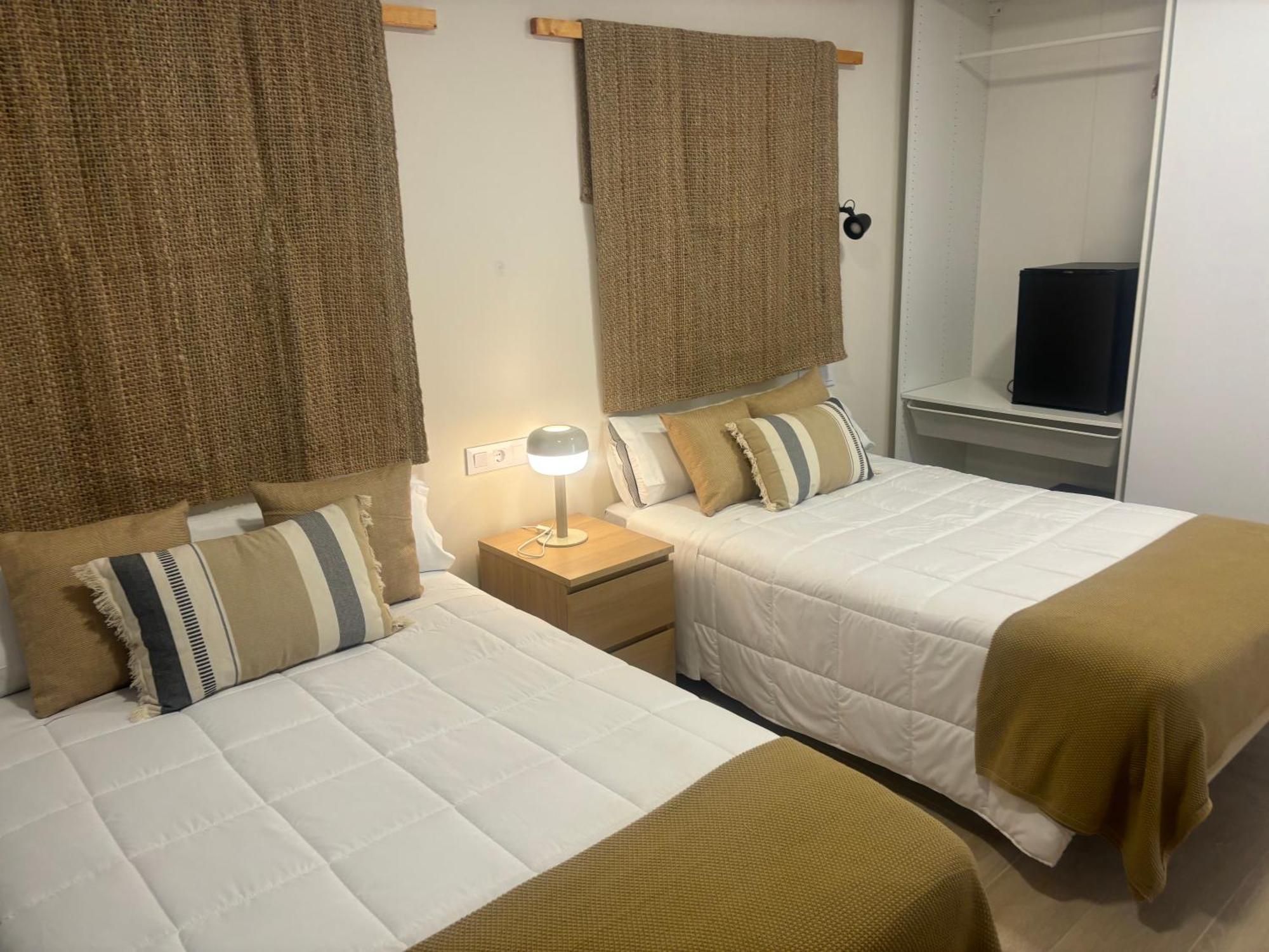 Hotel Los Alamos Boutique Plasencia Bagian luar foto